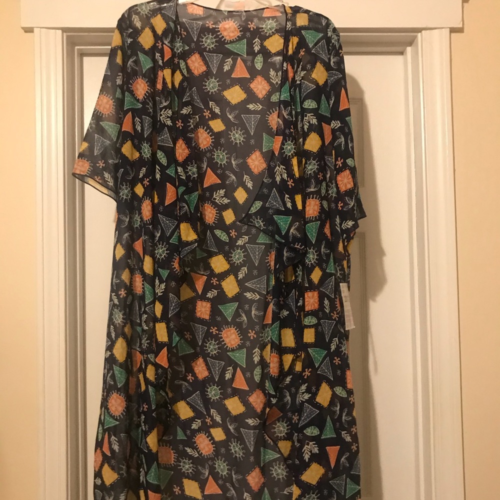 Medium Shirley (cover up)